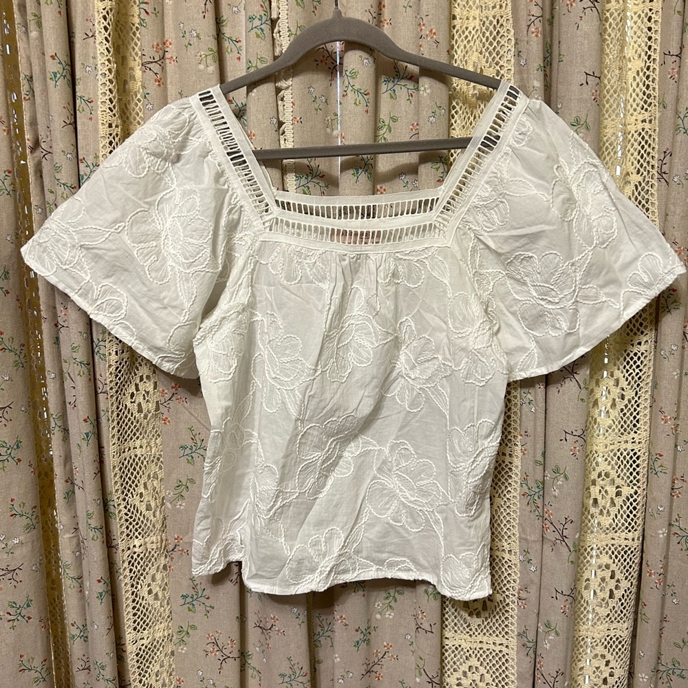3/$30 Philosophy White Embroidered Cotton Peasant Top Square Neck Size Small EUC